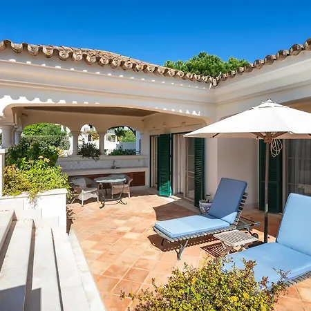 Sleeps 10 Pool Air Con Wifi Villa