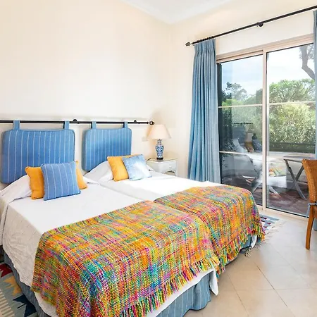 Villa Sleeps 10 Pool Air Con Wifi